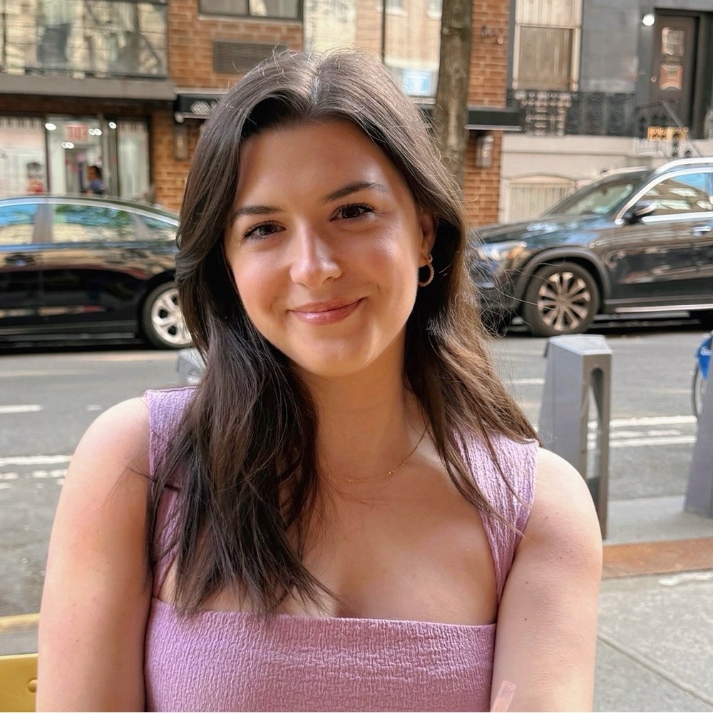 Meet your Posher, Claire